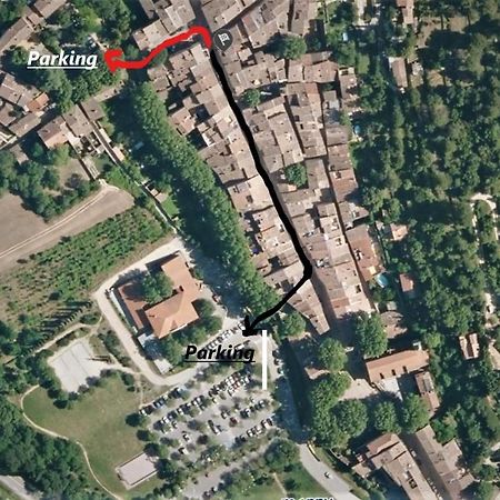 Studio En Duplex La Roquebrussanne Екстер'єр фото