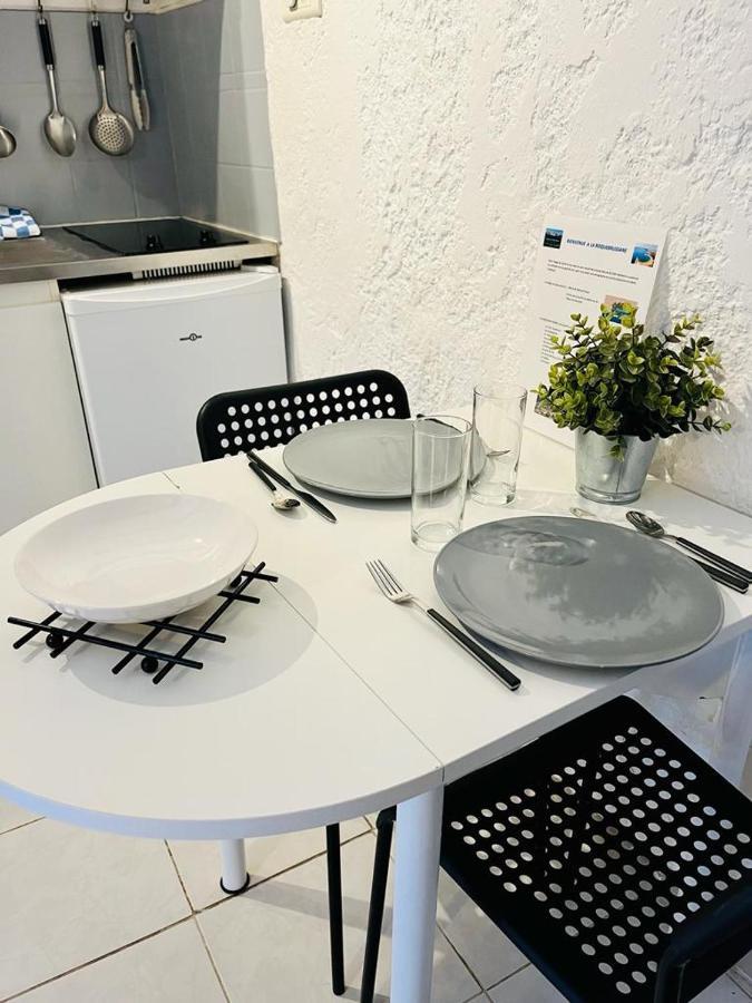 Studio En Duplex La Roquebrussanne Екстер'єр фото
